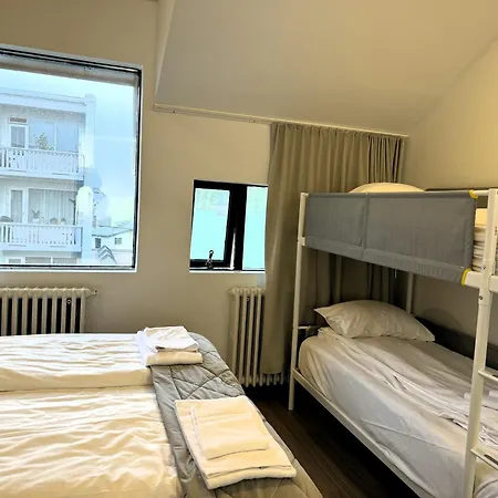 Day Dream L23 Reykjavík